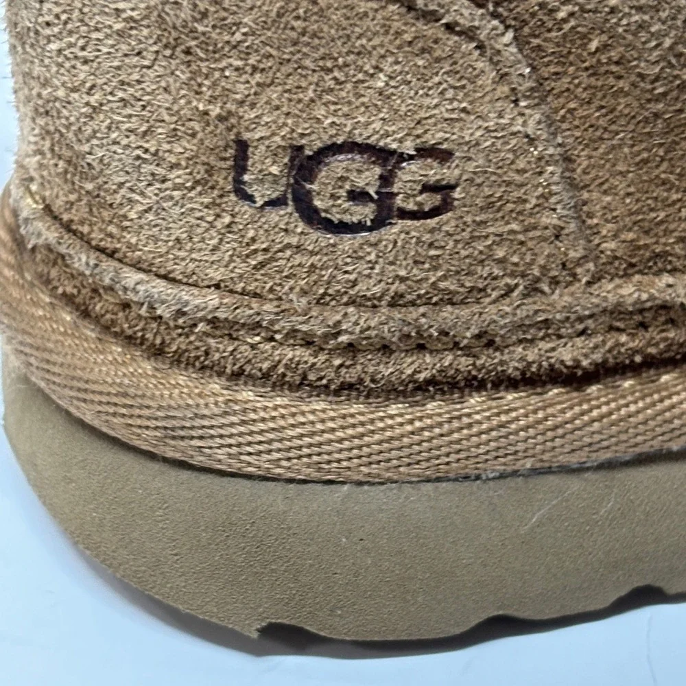UGG Neumel II Kids Toddler Size‎ 9 Chestnut Suede Lace Up Zipper Boots 1017320T